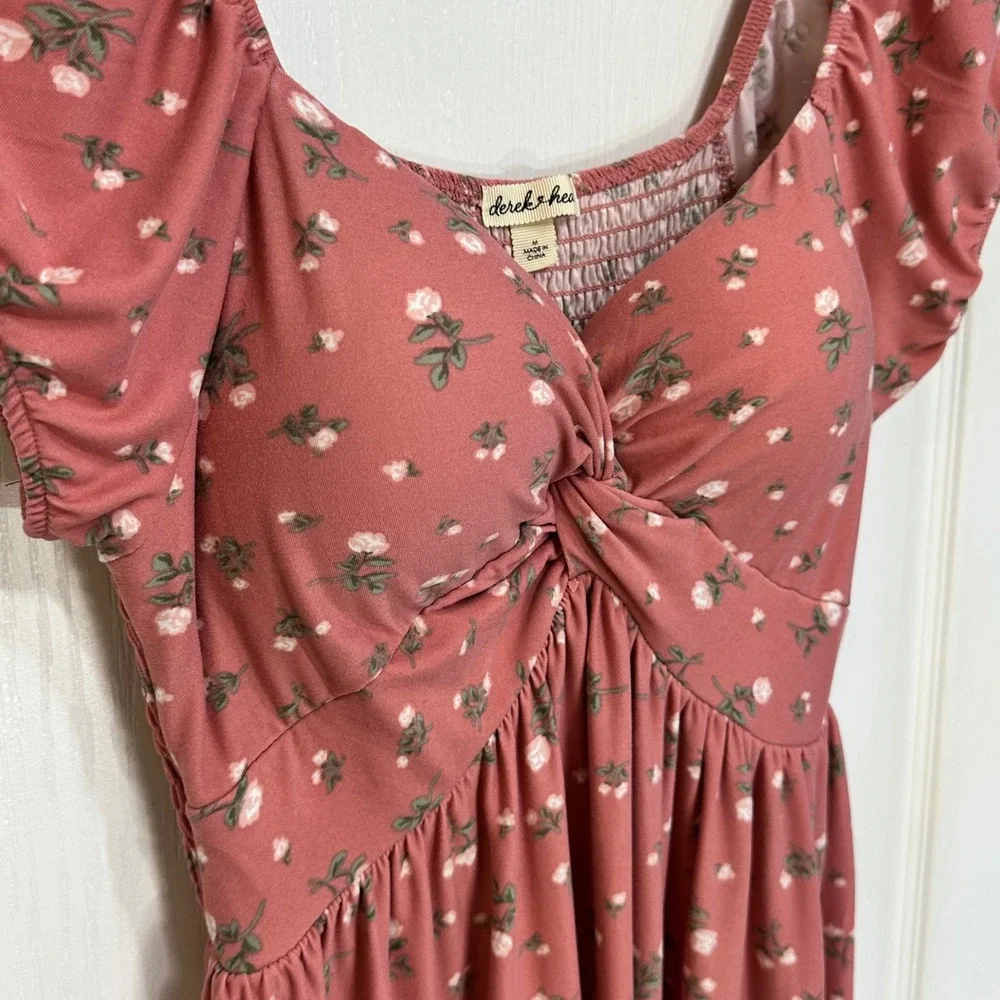 Derek Heart Women Pink Floral Twist Front Smocked Back Mini Dress Medium